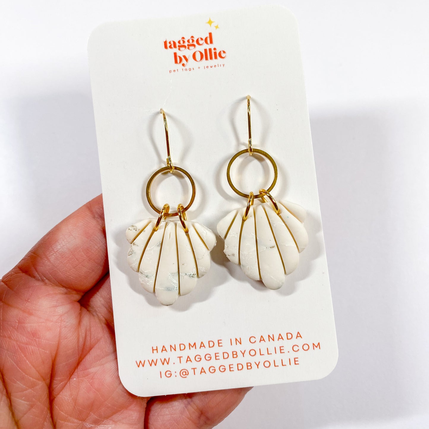 Shelly Dangle In Stone