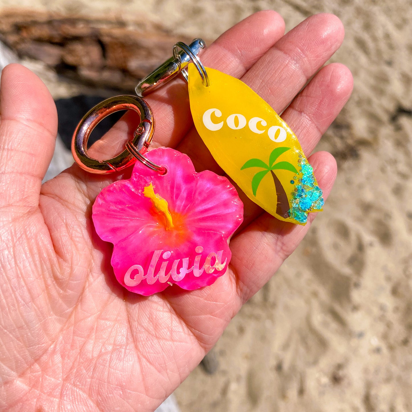 Hibiscus Flower Tag (Multiple Colours)