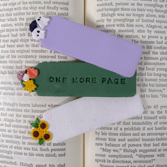 Personalized Autumn Bookmarks (Multiple Colours)