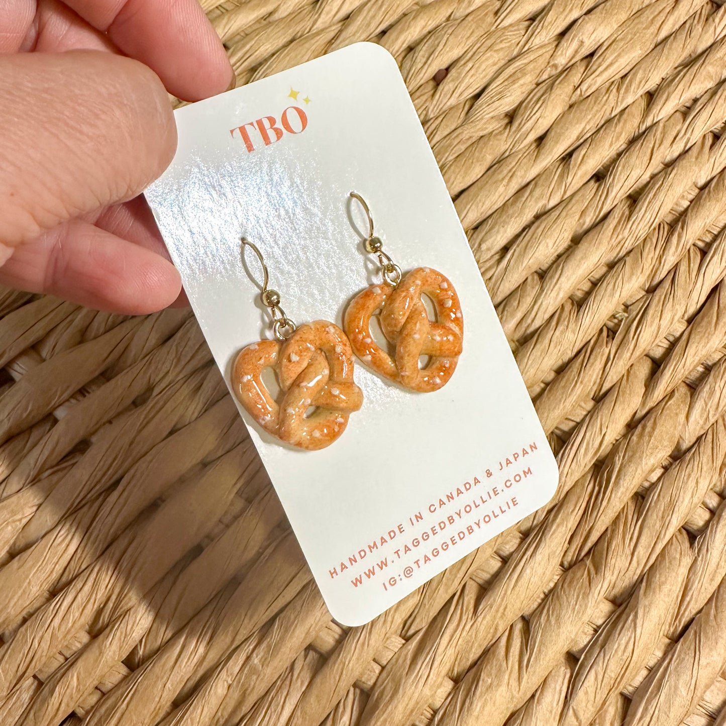 Pretzel Dangles